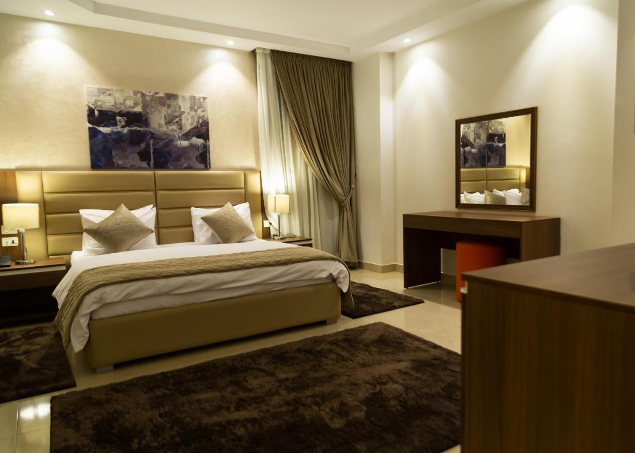 Diamond Land Hotel Madinat Al Ashir min Ramadan Bagian luar foto