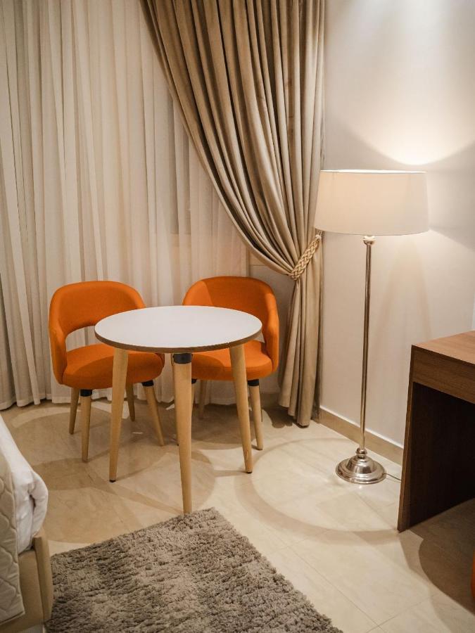 Diamond Land Hotel Madinat Al Ashir min Ramadan Bagian luar foto